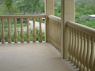 Бетонные ограждения для балкона и террасы