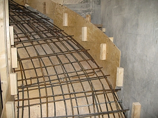 Компания «Мир Лестниц и Перил» | Армирование бетонной лестницы