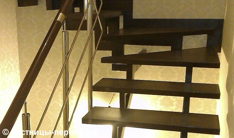 Лестница на металлокаркасе в коттеджном посёлке Суханово